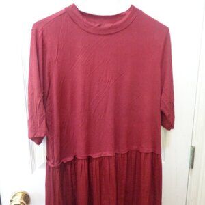 A Pea in the Pod Woman's Dark Red Tunic Top Maternity Large